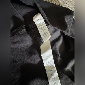 Lululemon Align yoga pants, never worn, size 4